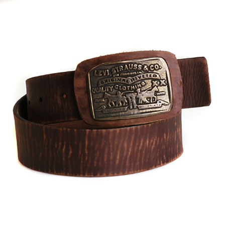 Horse leather belt with Levis logo on buckel